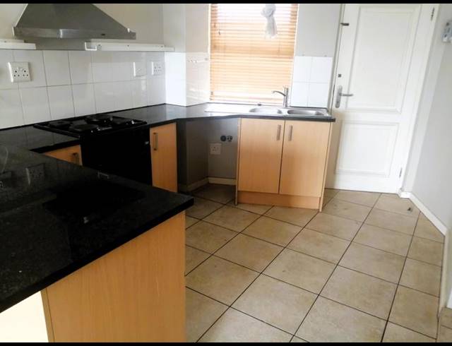 2 BEDROOM PROPERTY TO RENT IN VAN RYNEVELD